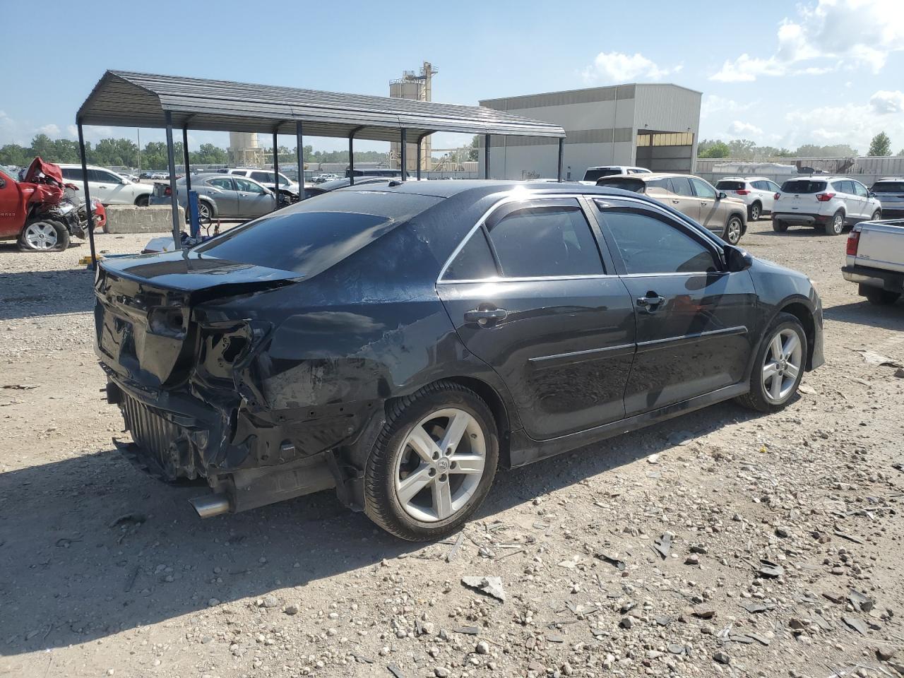 2014 Toyota Camry Se - Image 3