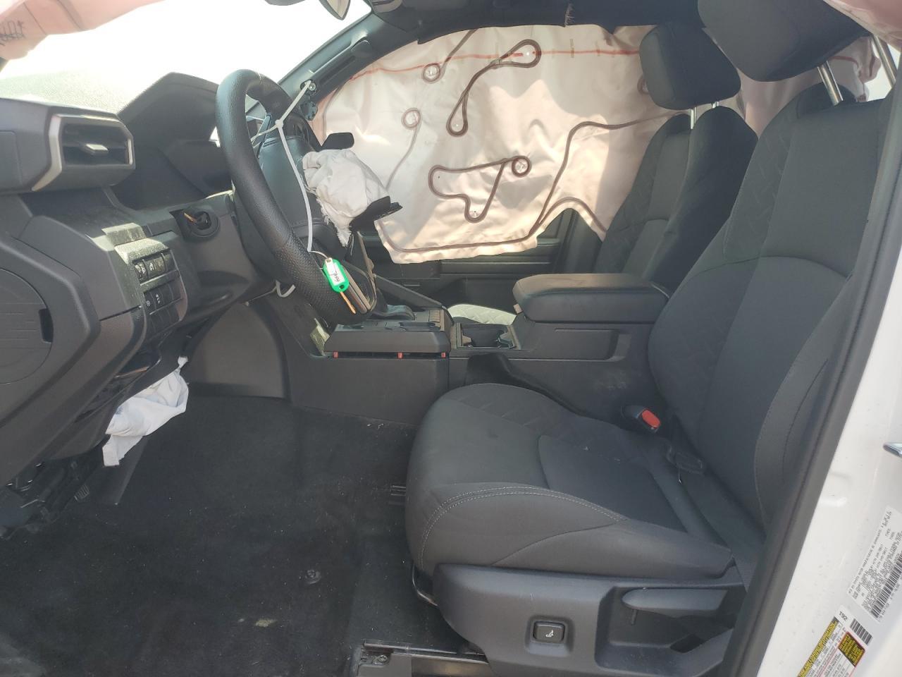 2024 Toyota Tacoma Xtracab - Image 7