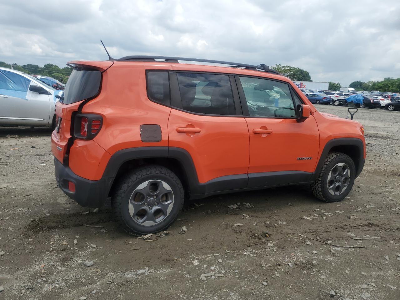 2016 Jeep Renegade Latitude - Фото 3