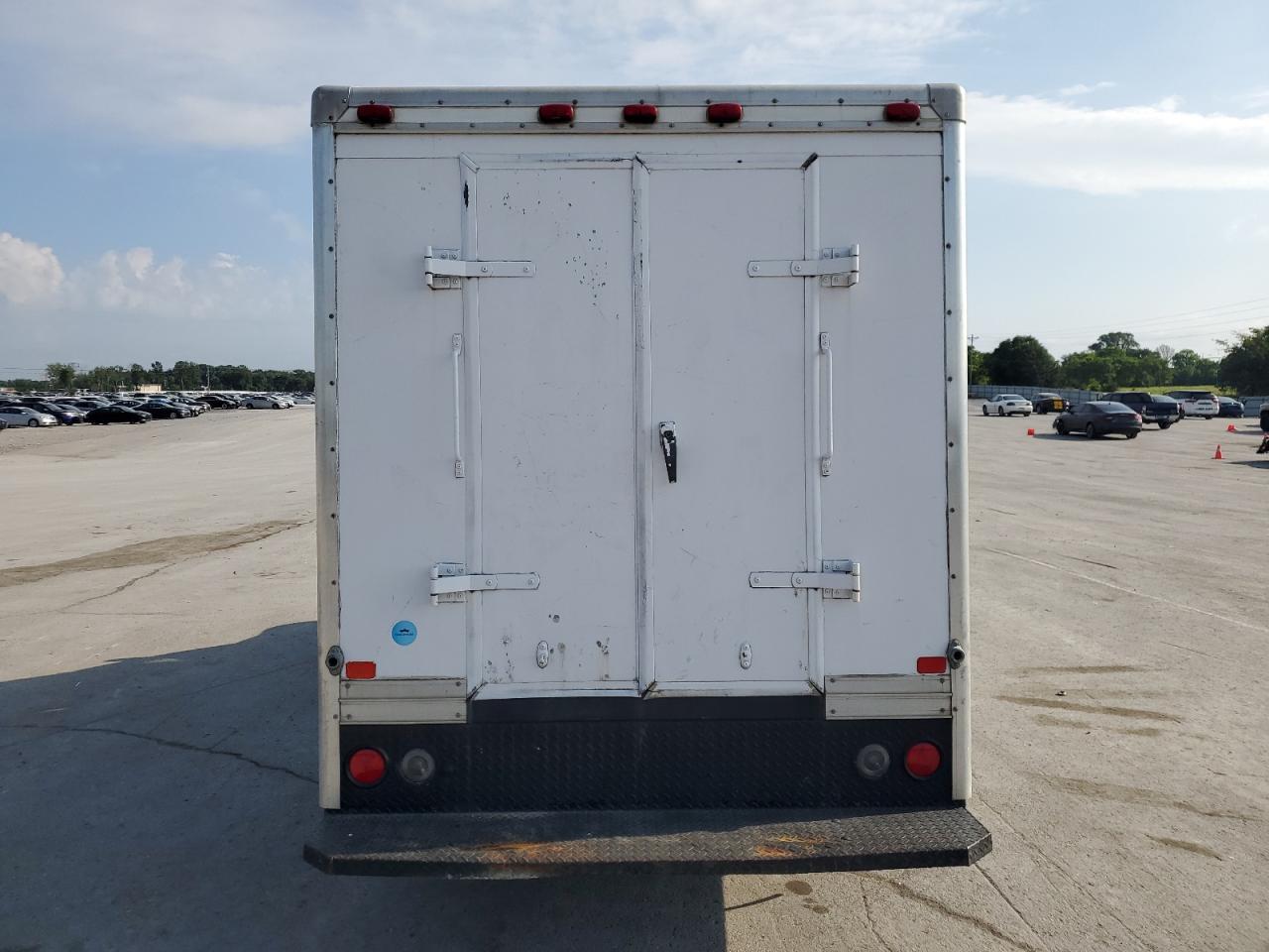 2009 Chevrolet Express G3500 - Фото 6