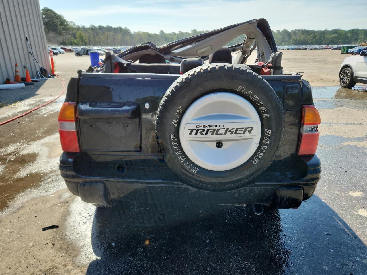 1999 Chevrolet Tracker - Фото 6