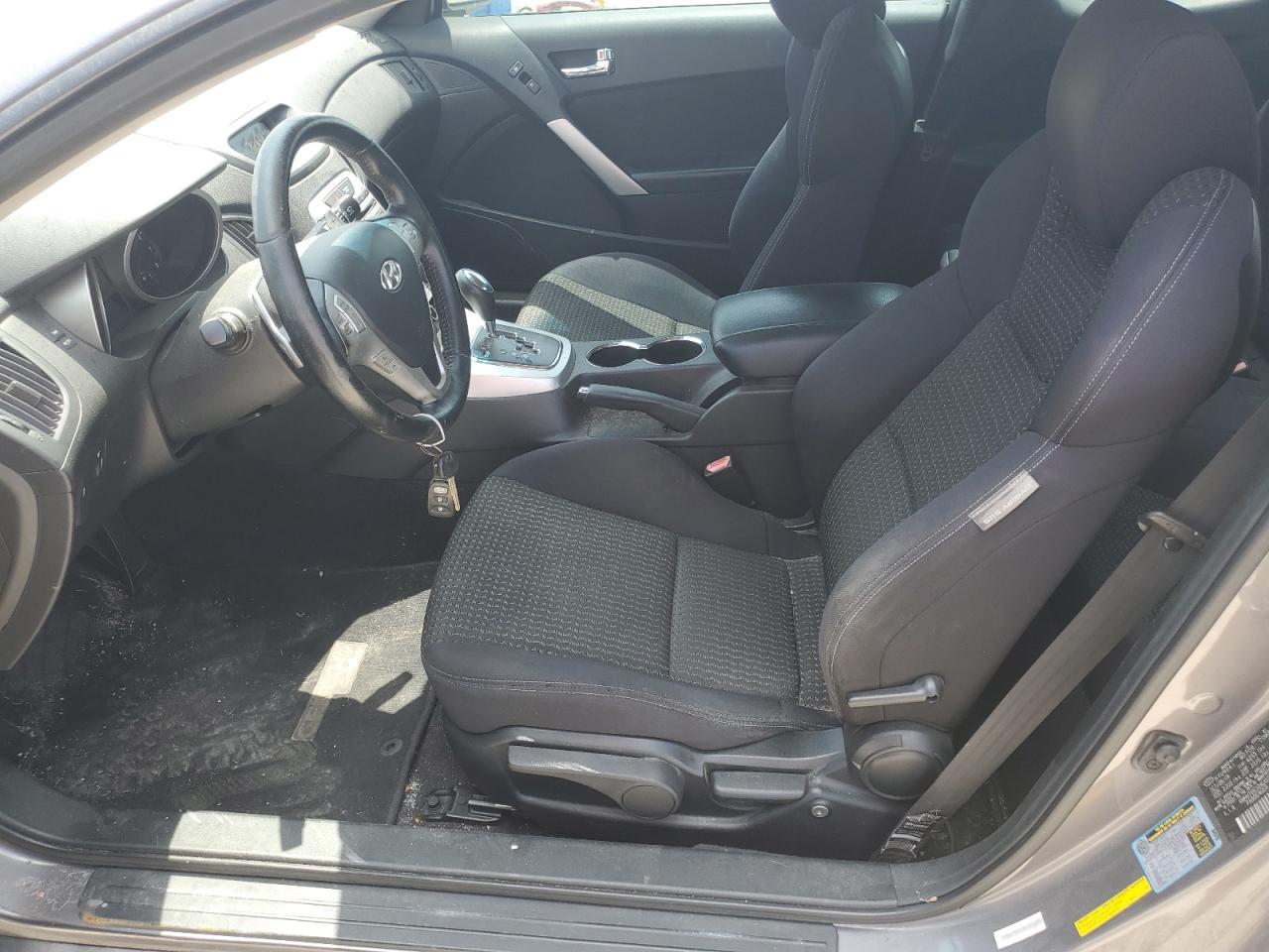 2010 Hyundai Genesis Coupe 2.0T - Фото 7