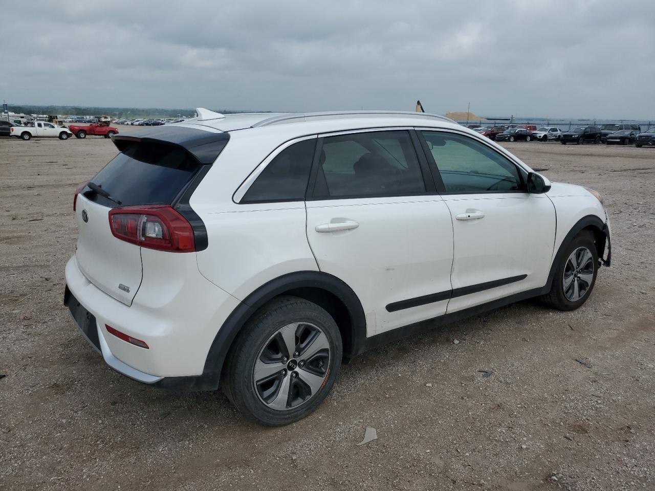 2018 Kia Niro Fe - Фото 3