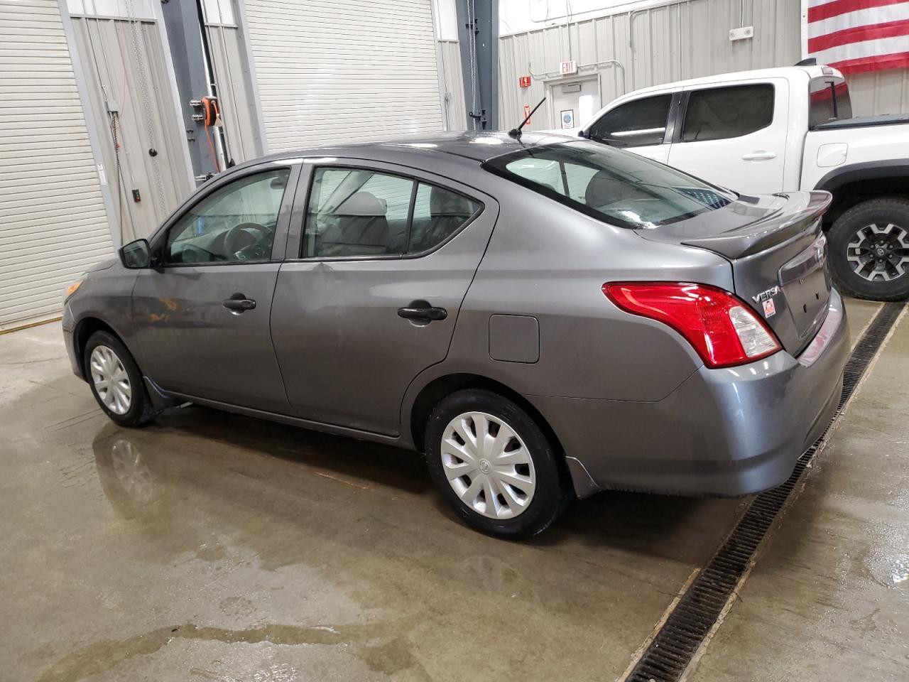 2017 Nissan Versa S - Image 2