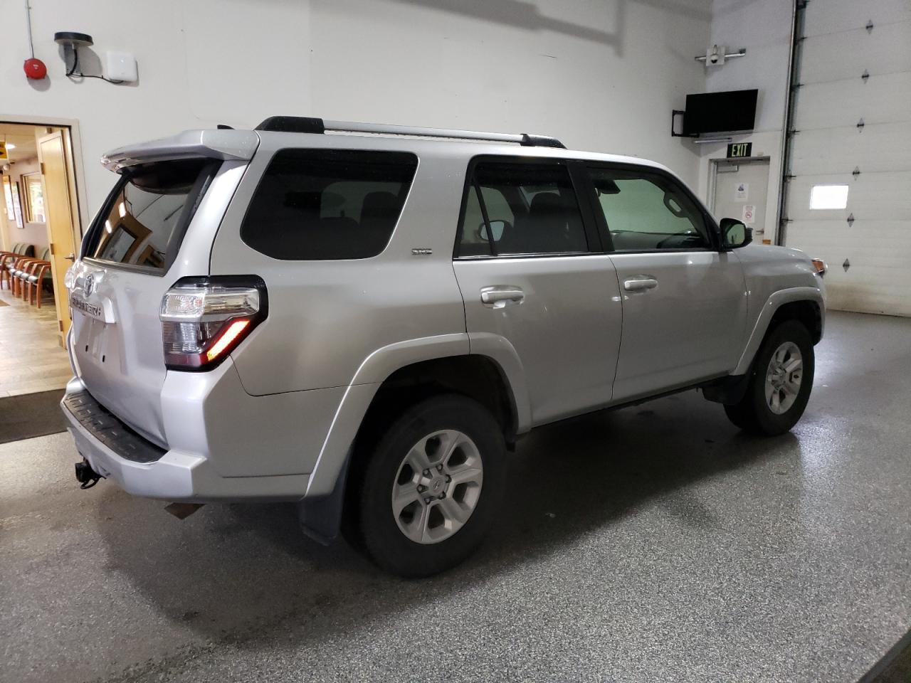 2021 Toyota 4Runner Sr5/Sr5 Premium - Фото 3