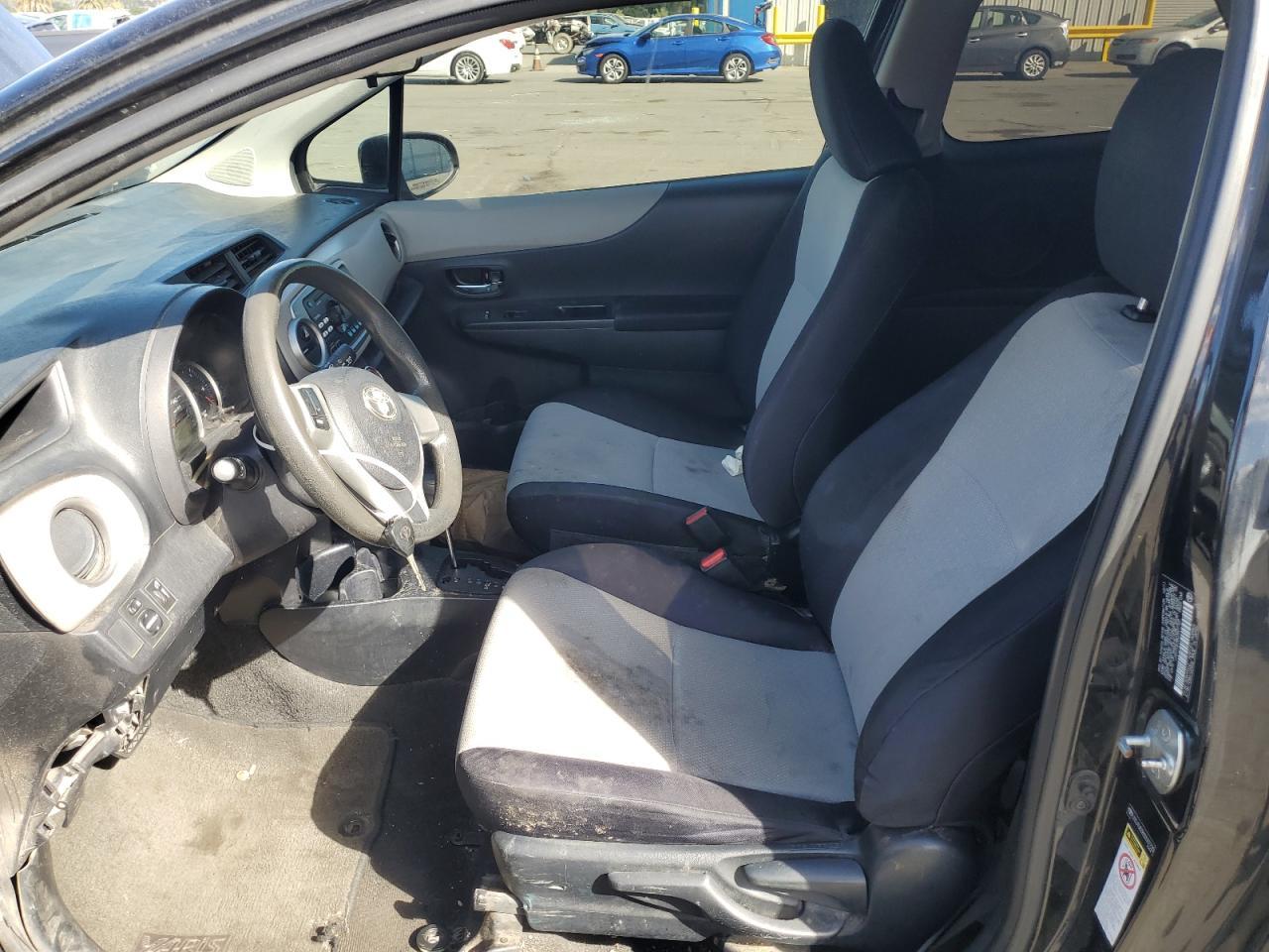 2012 Toyota Yaris - Фото 7