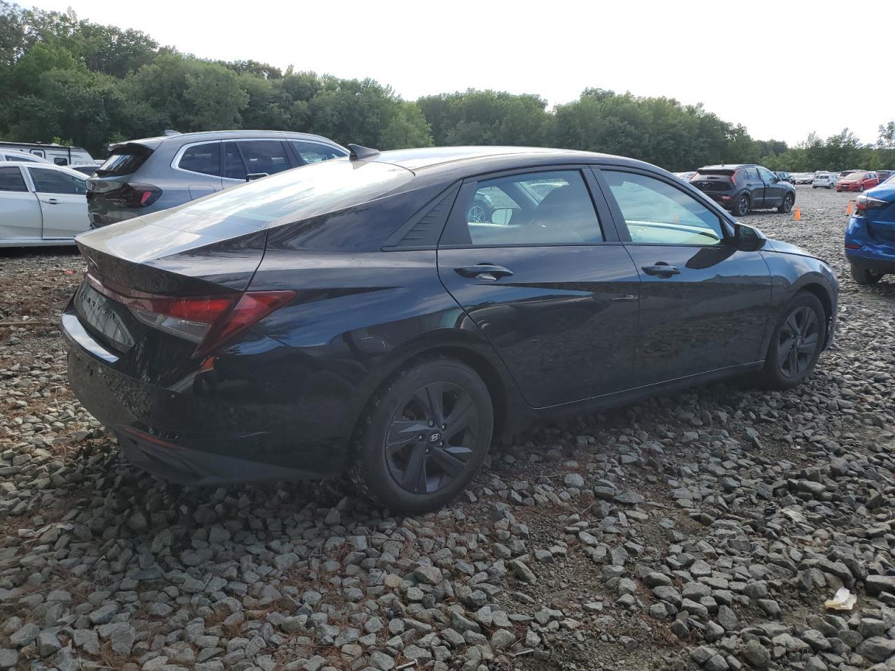 2022 Hyundai Elantra Sel - Image 3