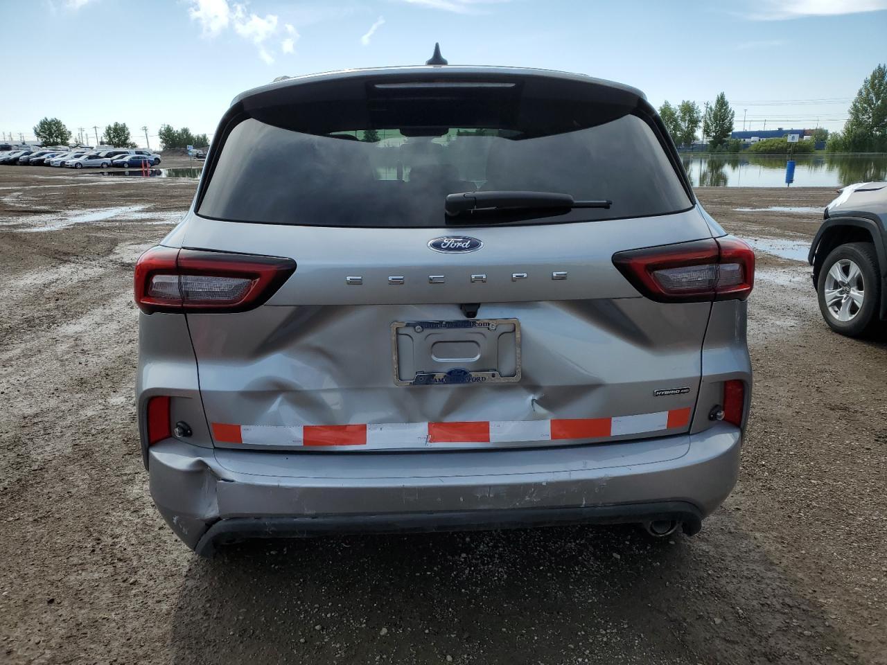 2023 Ford Escape St Line - Image 6