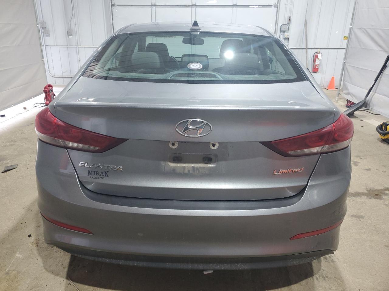 2017 Hyundai Elantra Se - Фото 6