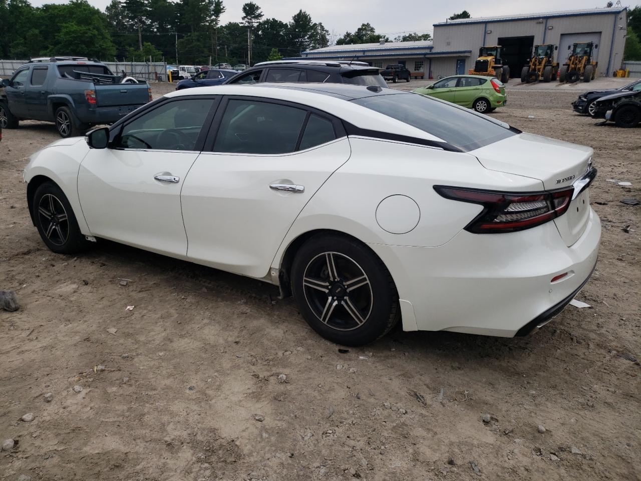 2021 Nissan Maxima Platinum - Image 2