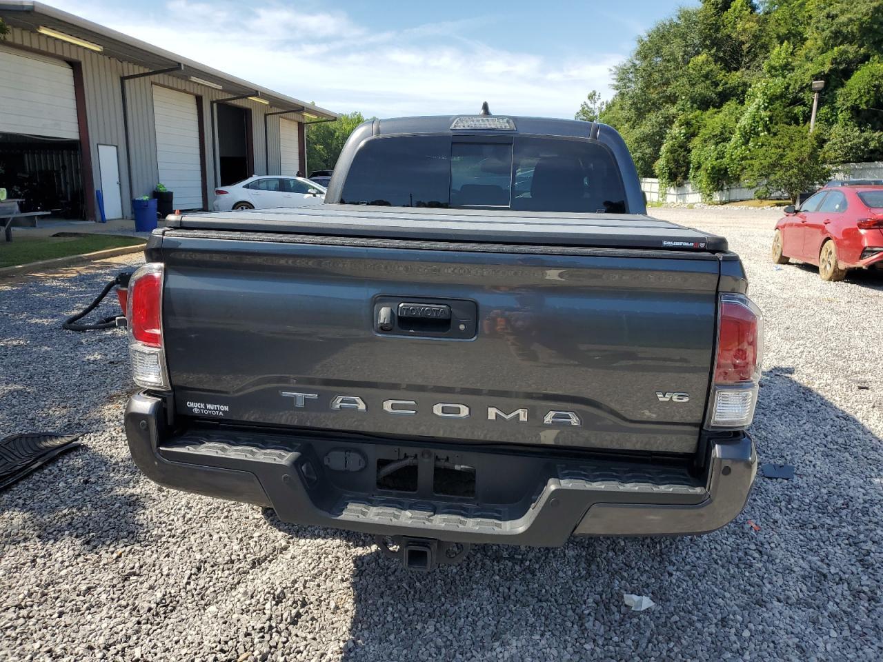 2022 Toyota Tacoma Double Cab - Image 6