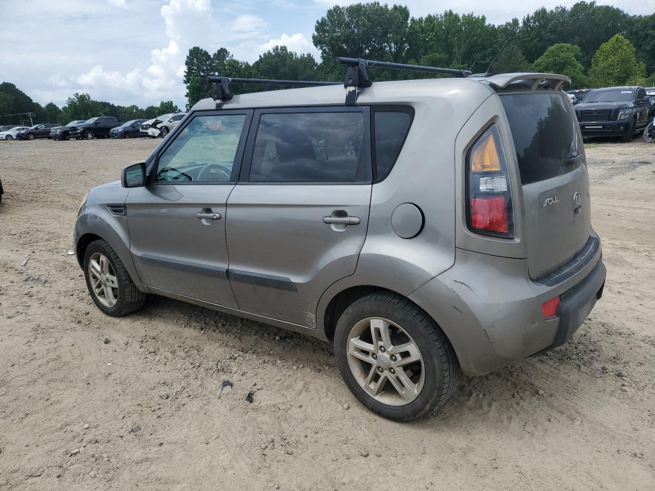 2011 Kia Soul + - Image 2