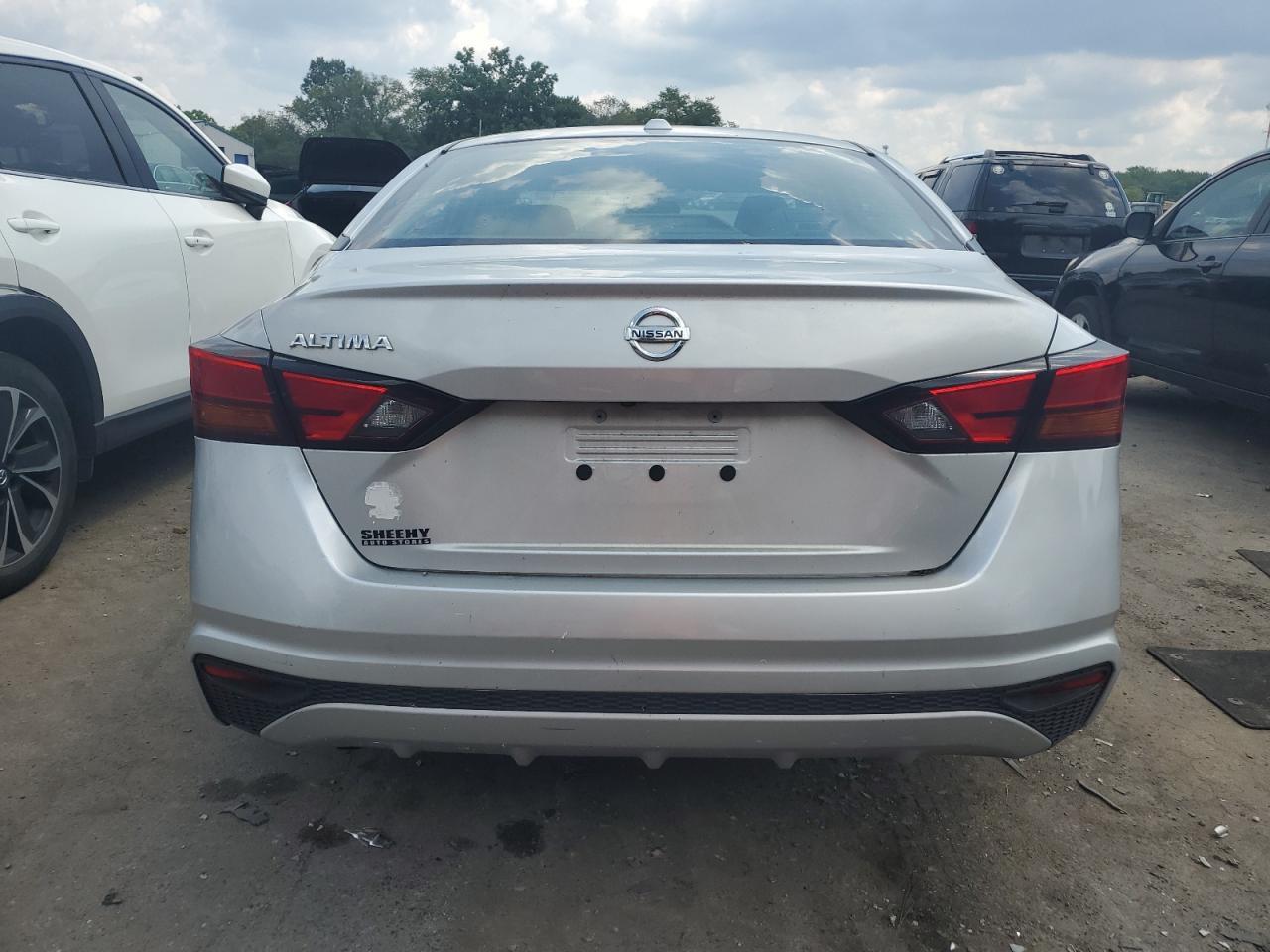 2020 Nissan Altima S - Image 6