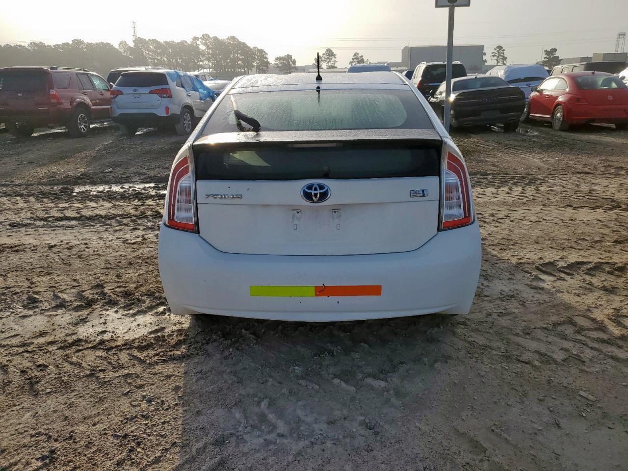 2012 Toyota Prius - Image 6