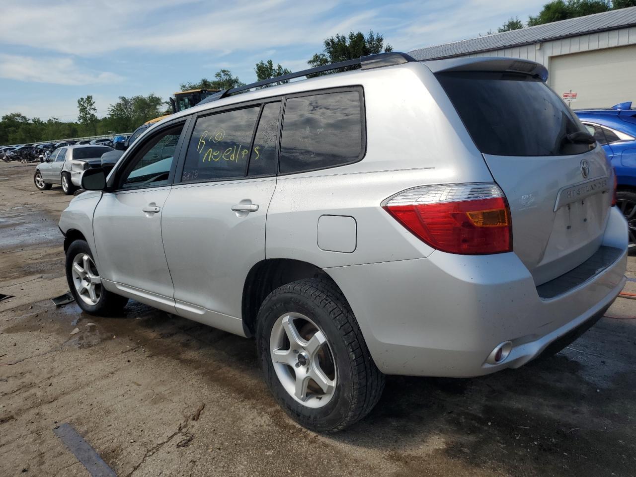 2010 Toyota Highlander - Image 2