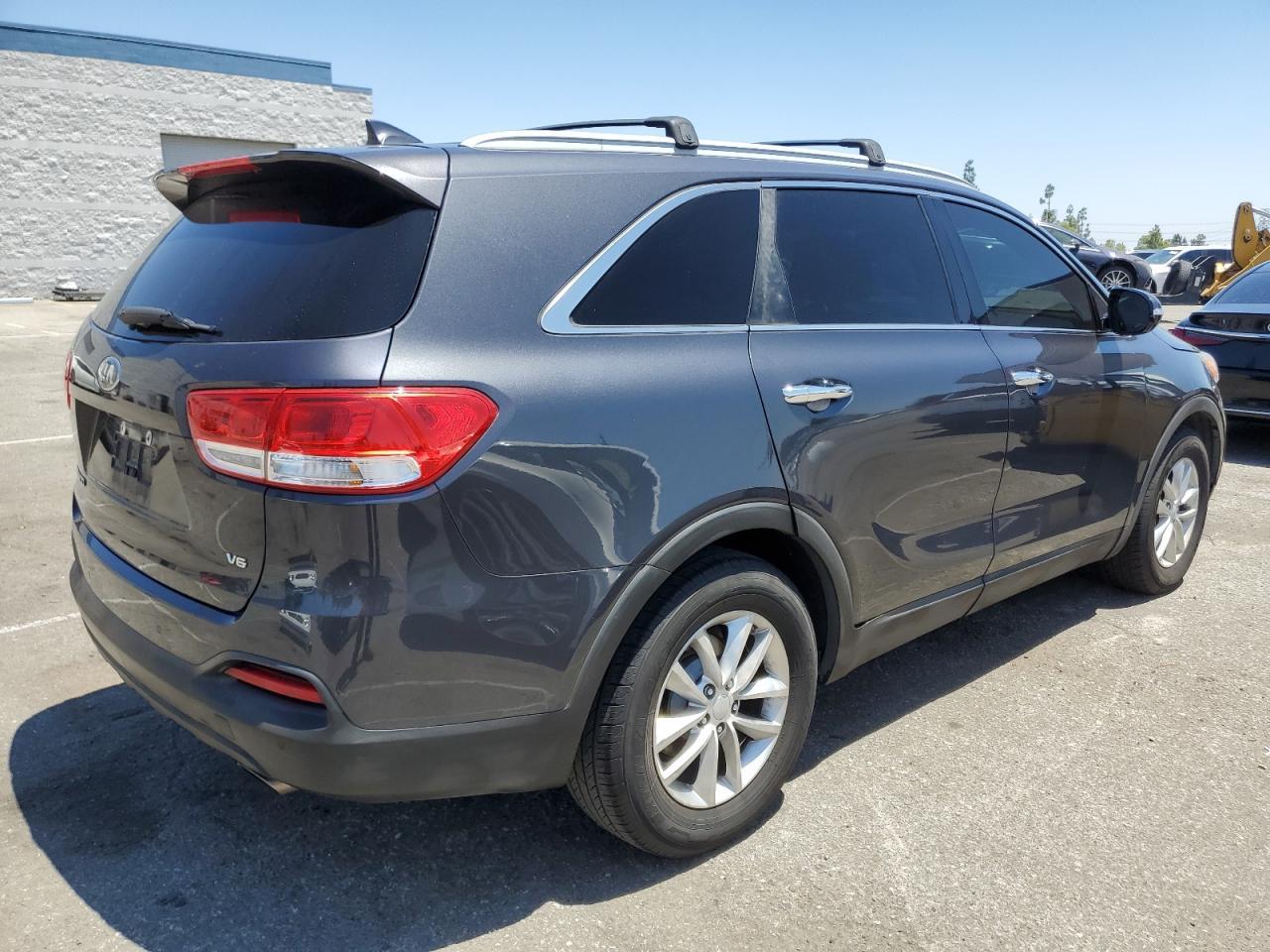2017 Kia Sorento Lx - Фото 3