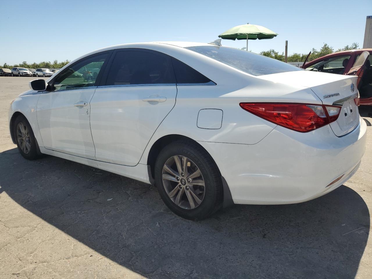 2013 Hyundai Sonata Gls - Image 2