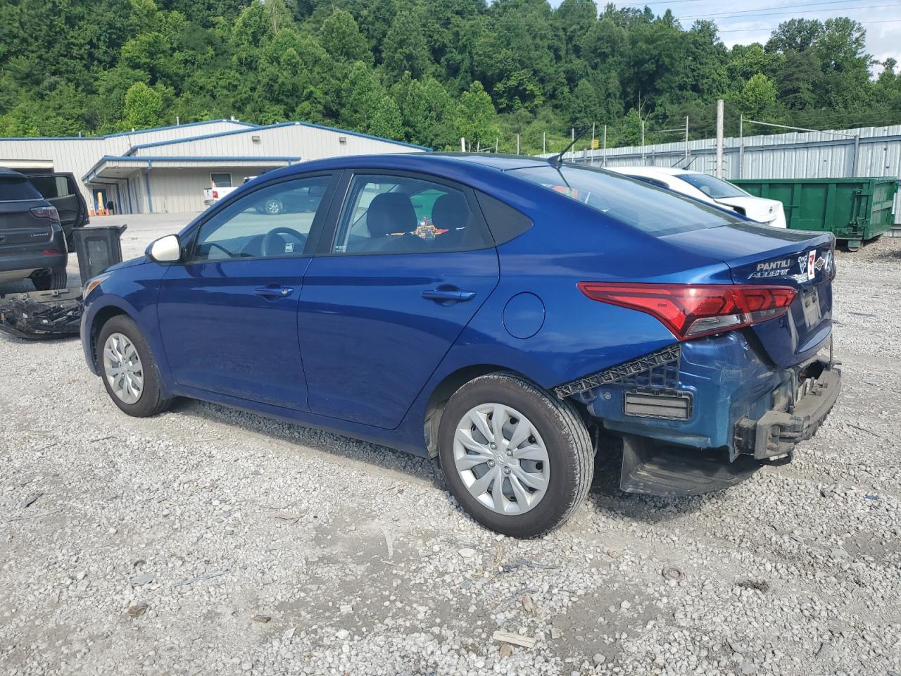 2020 Hyundai Accent Se - Фото 2