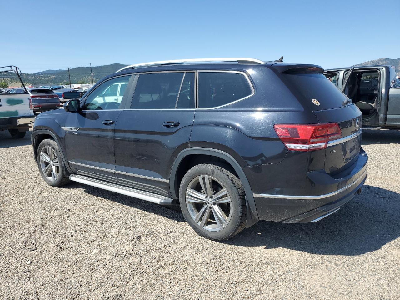 2018 Volkswagen Atlas Sel - Image 2