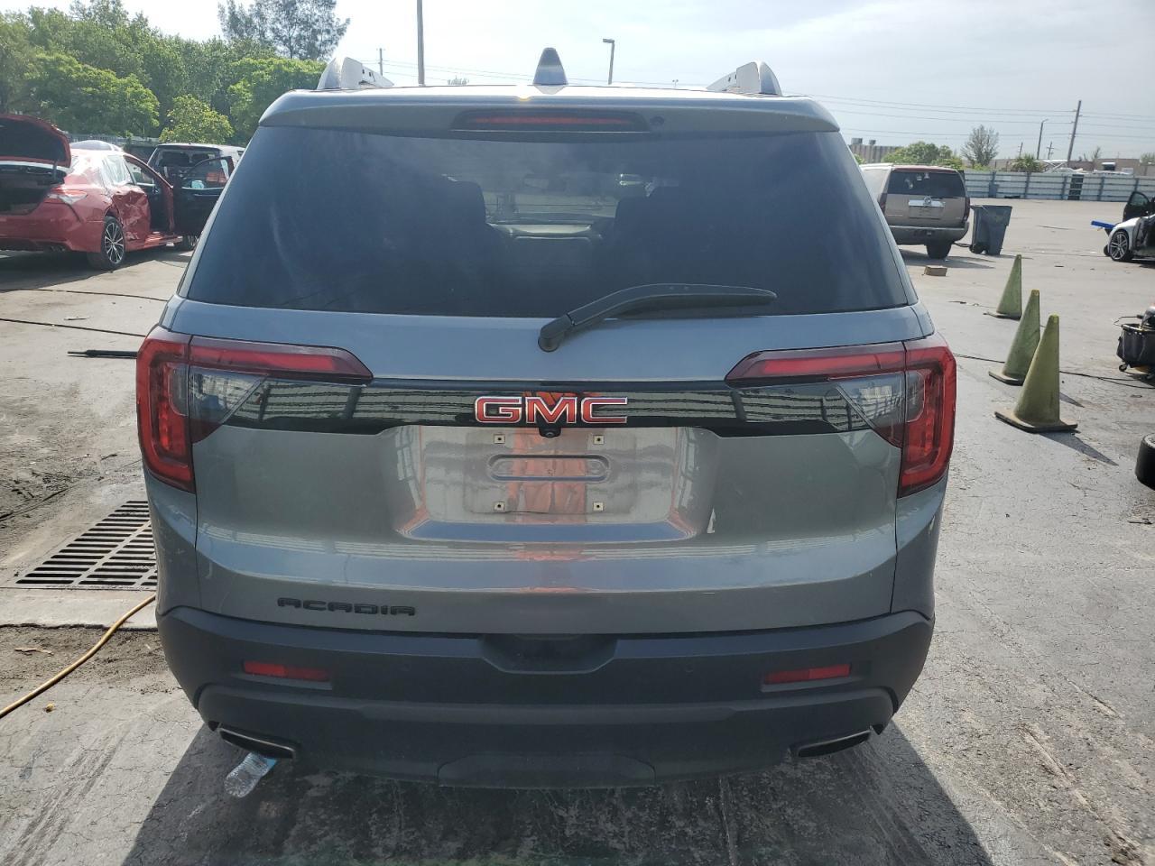 2022 GMC Acadia Sle - Image 6