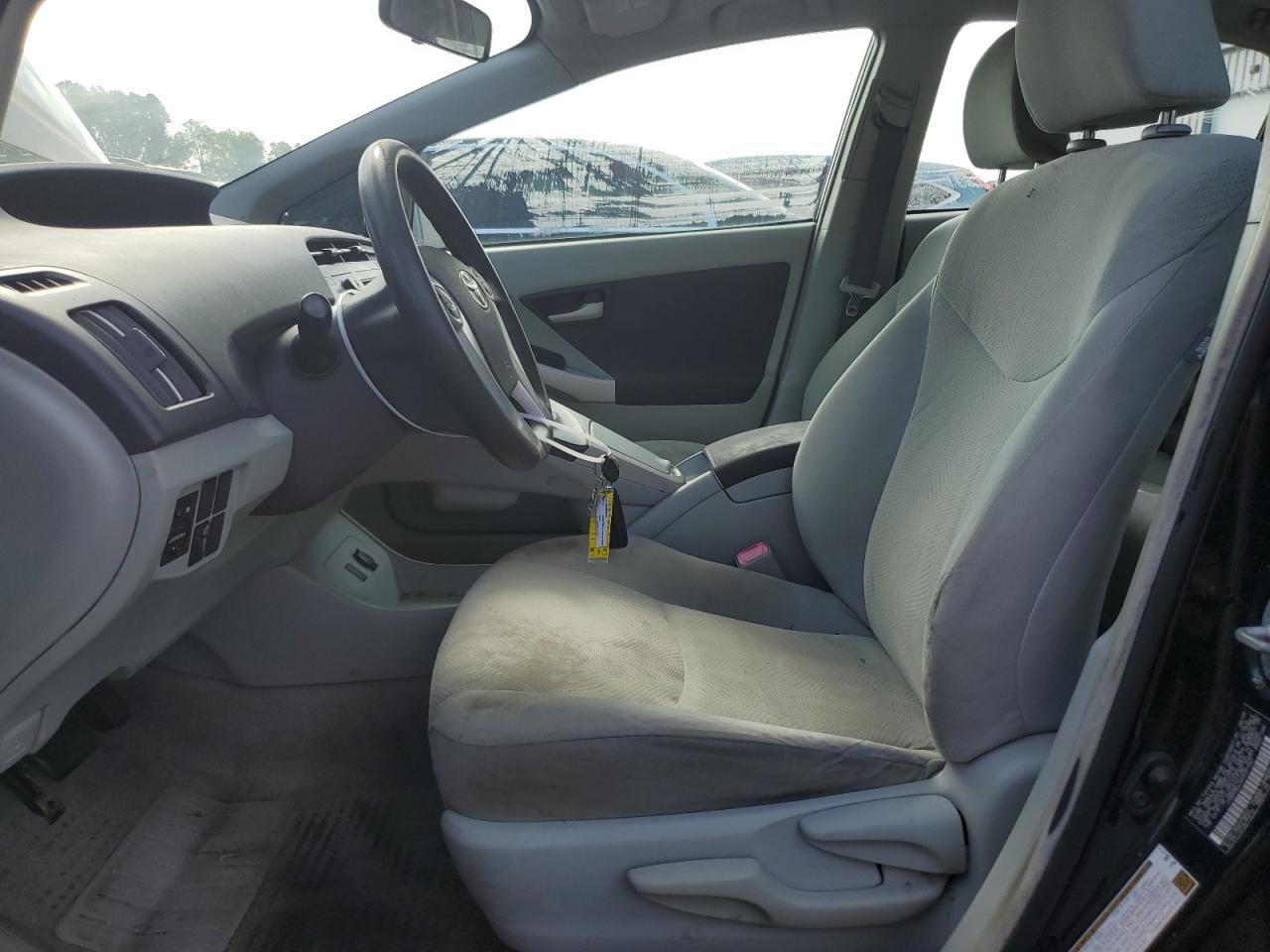 2010 Toyota Prius - Image 7