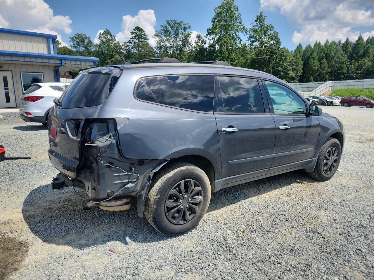 2014 Chevrolet Traverse Ls - Фото 3