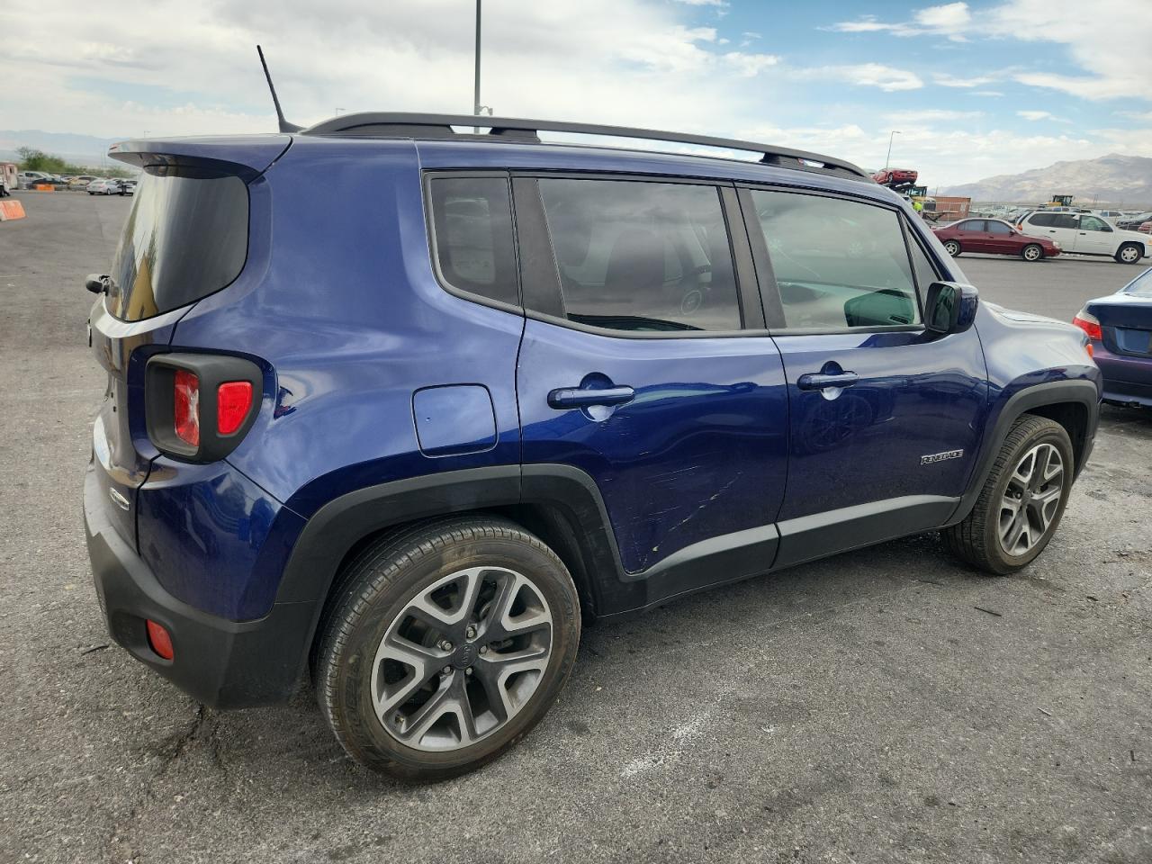 2018 Jeep Renegade Latitude - Фото 3
