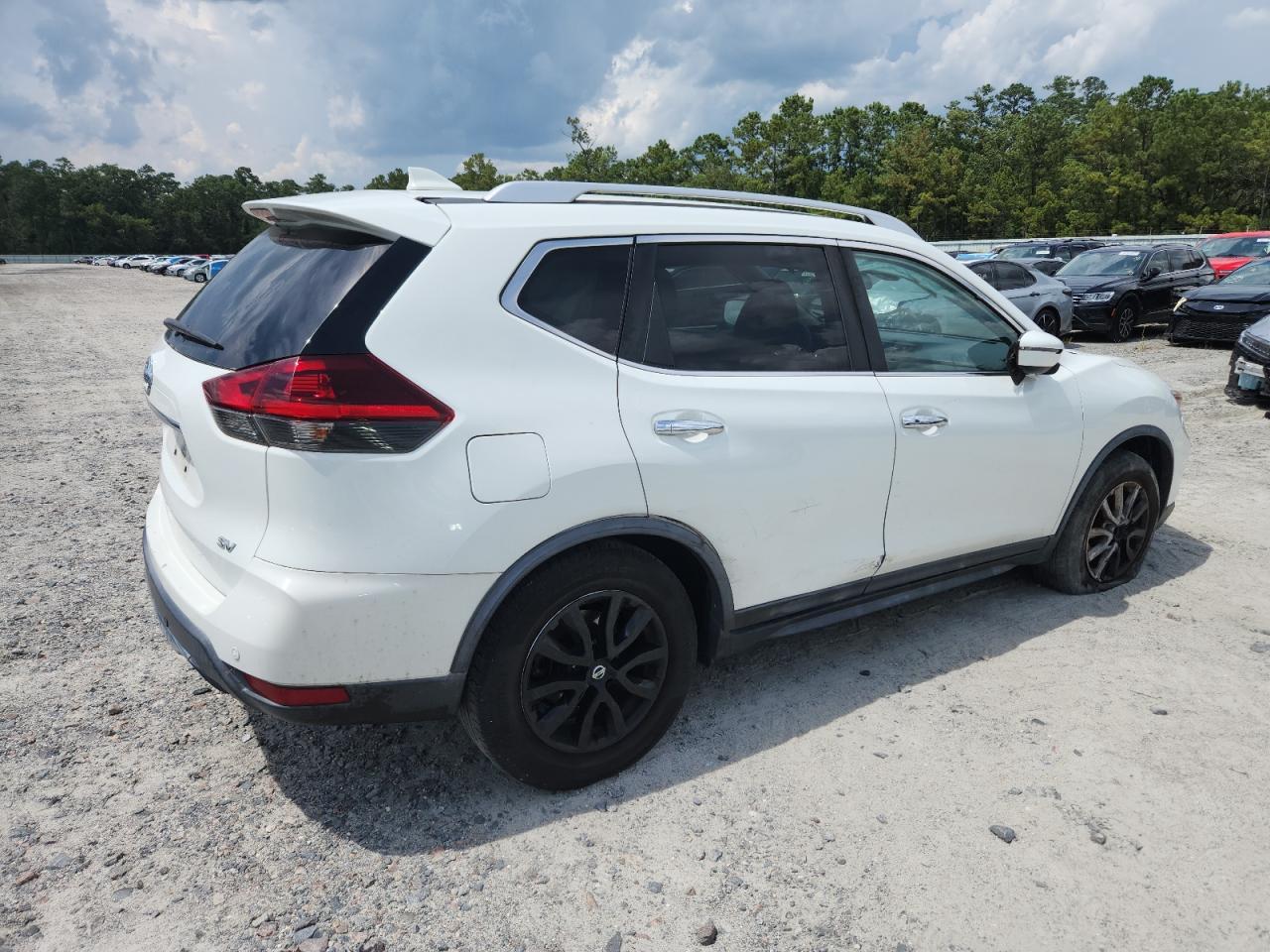 2020 Nissan Rogue S - Image 3