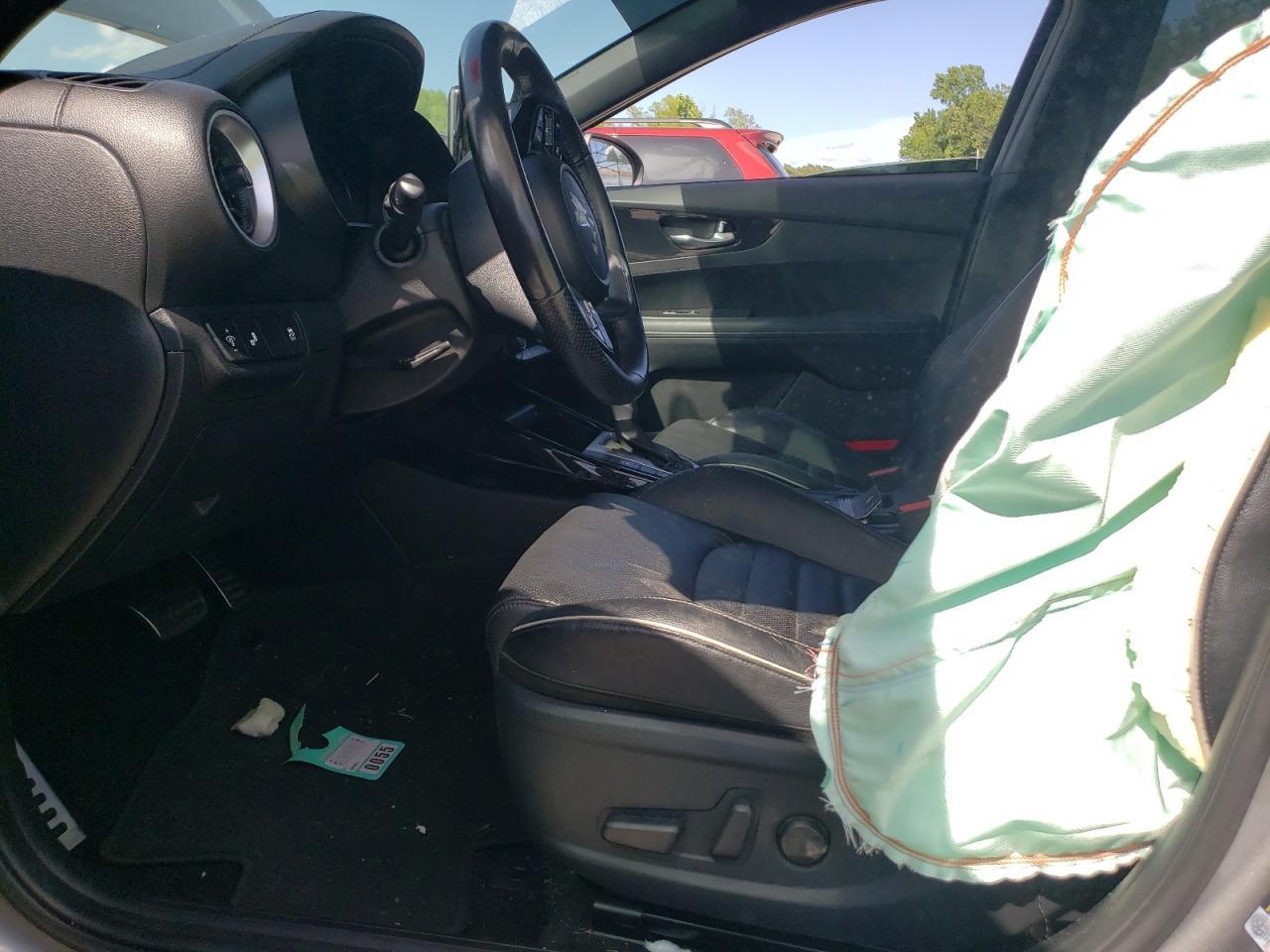 2022 Kia Forte Gt Line - Фото 7