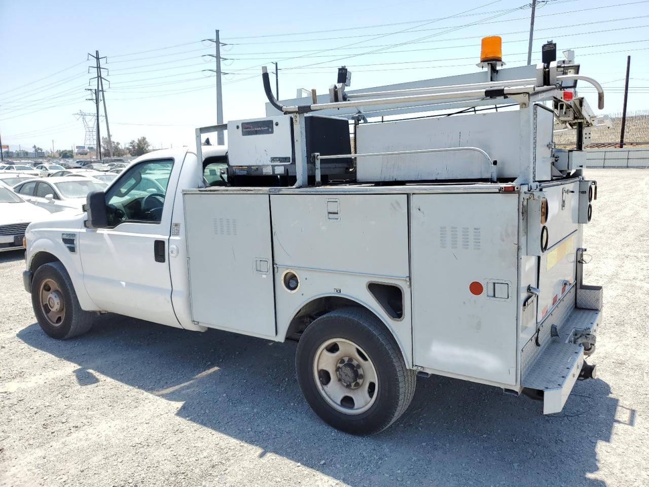 2008 Ford F350 Srw Super Duty - Image 2