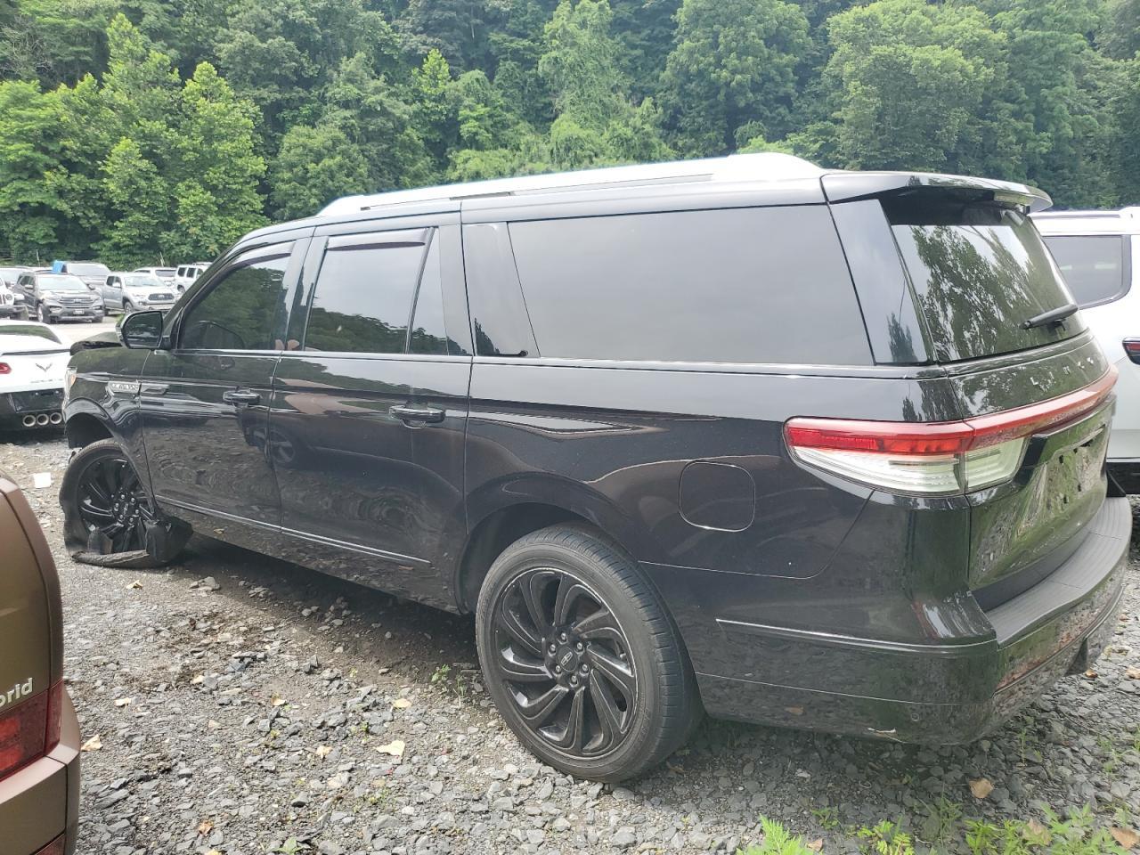 2023 Lincoln Navigator L Reserve - Фото 2