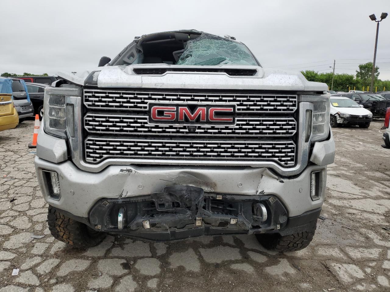 2020 GMC Sierra K2500 Denali - Image 5