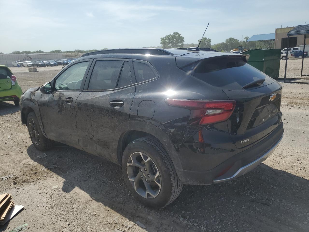 2025 Chevrolet Trax 1Lt - Image 2