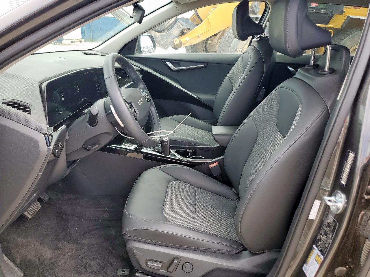 2024 Kia Niro Ex - Image 7