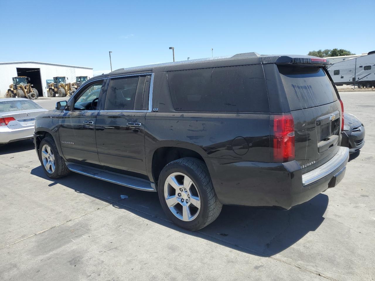 2015 Chevrolet Suburban K1500 Ltz - Фото 2