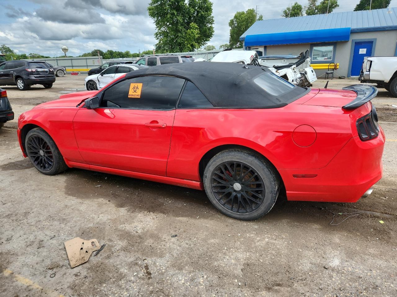 2014 Ford Mustang - Image 2