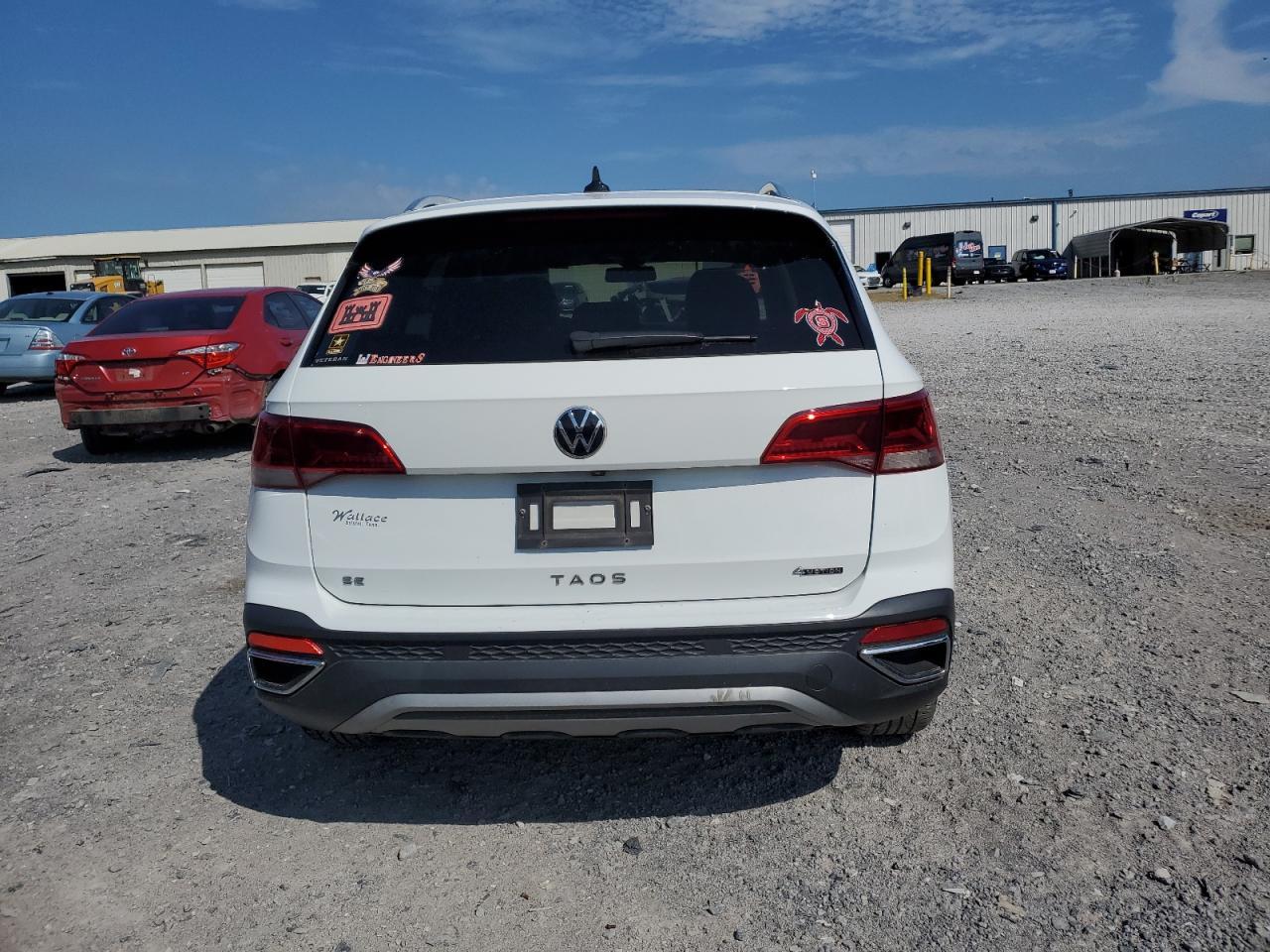 2022 Volkswagen Taos Se - Фото 6