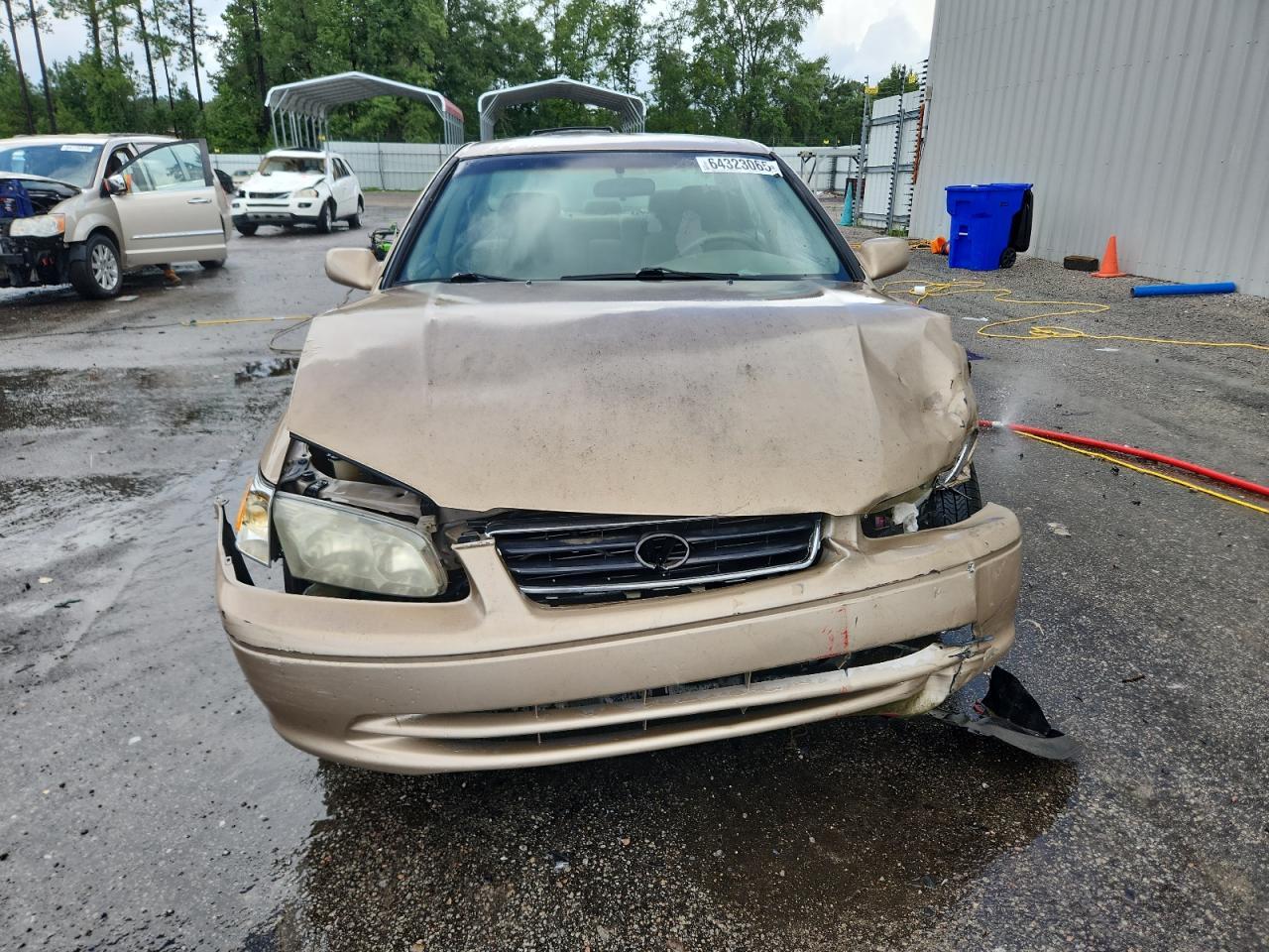 2001 Toyota Camry Ce - Фото 5