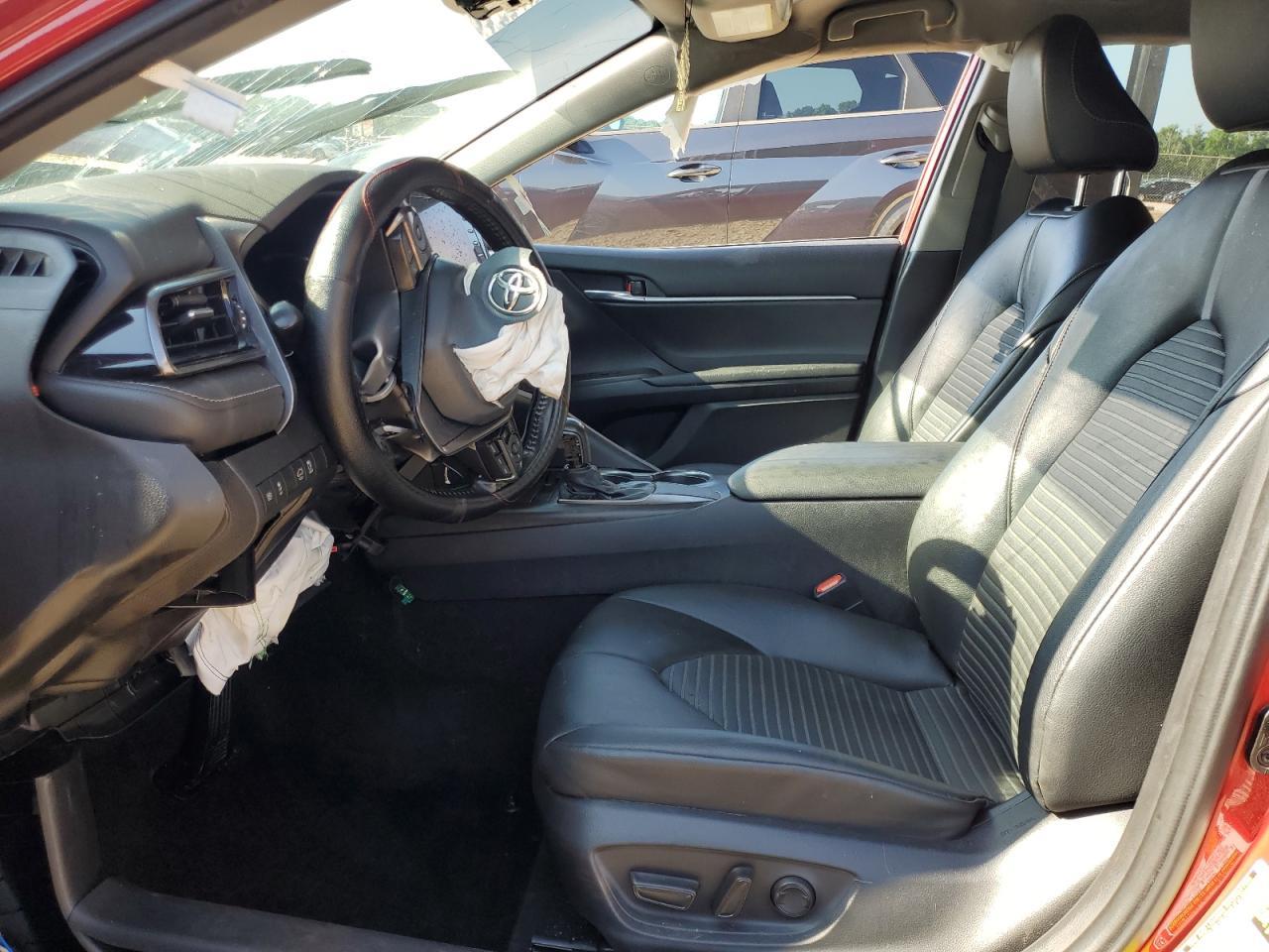 2021 Toyota Camry Se - Image 7