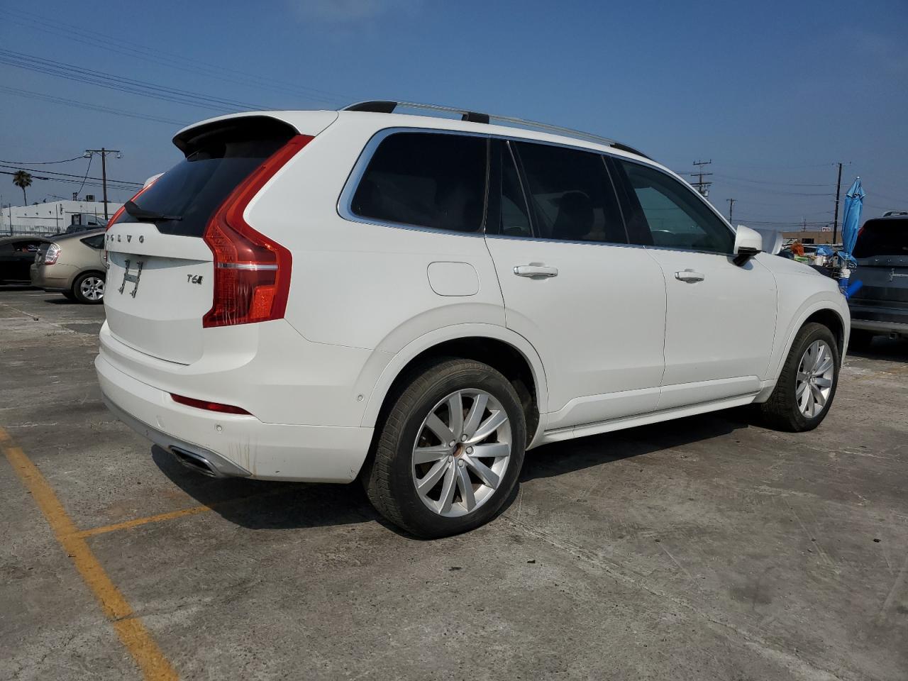 2016 Volvo Xc90 T6 - Image 3