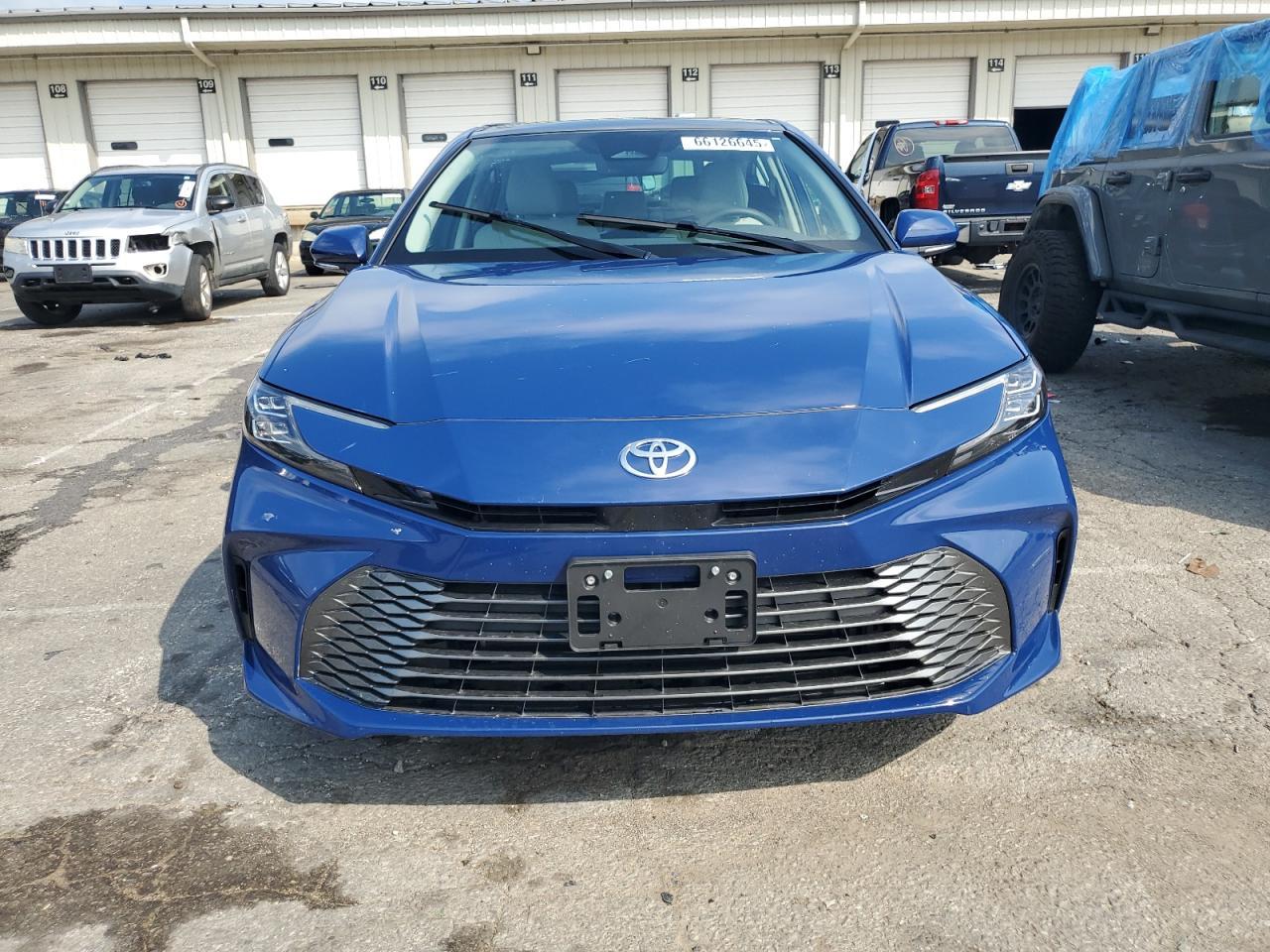 2025 Toyota Camry Xse - Image 5