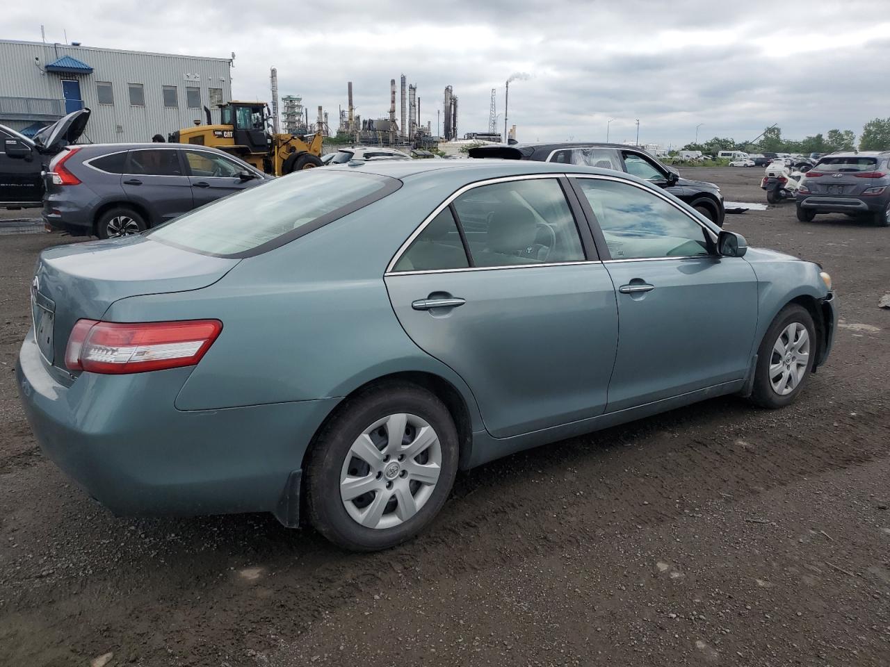 2011 Toyota Camry Base - Фото 3