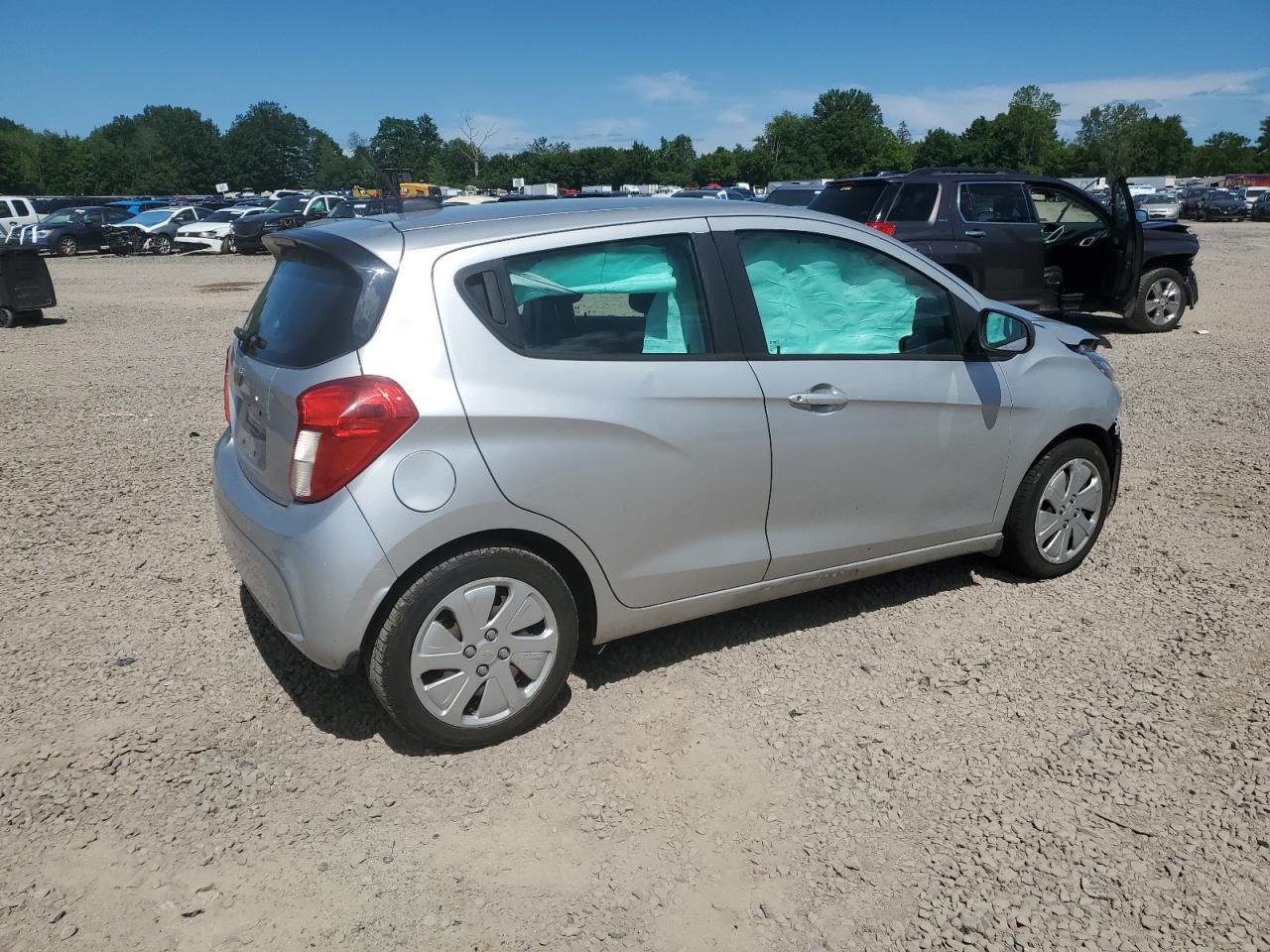 2017 Chevrolet Spark Ls - Фото 3