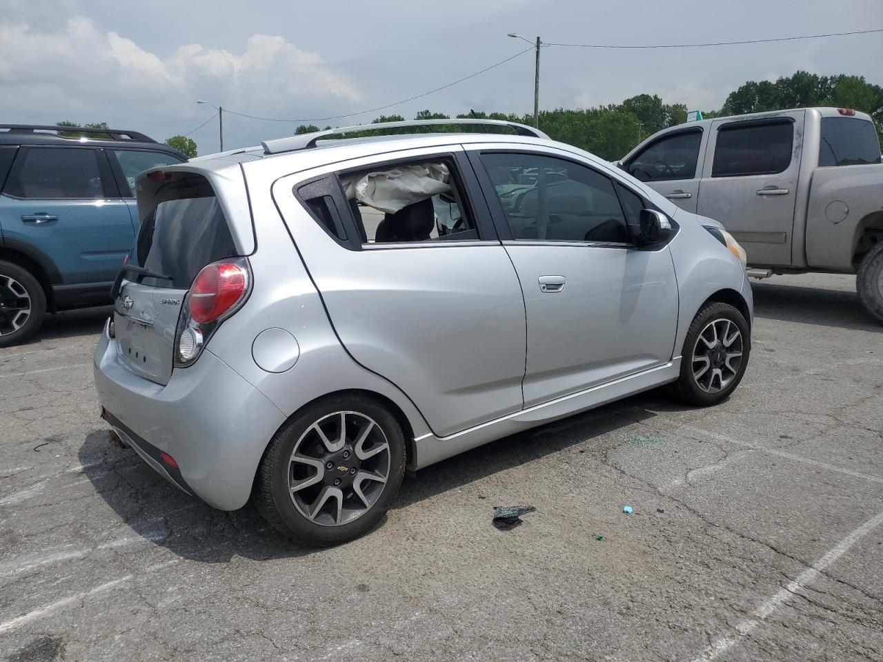 2014 Chevrolet Spark 2Lt - Фото 3