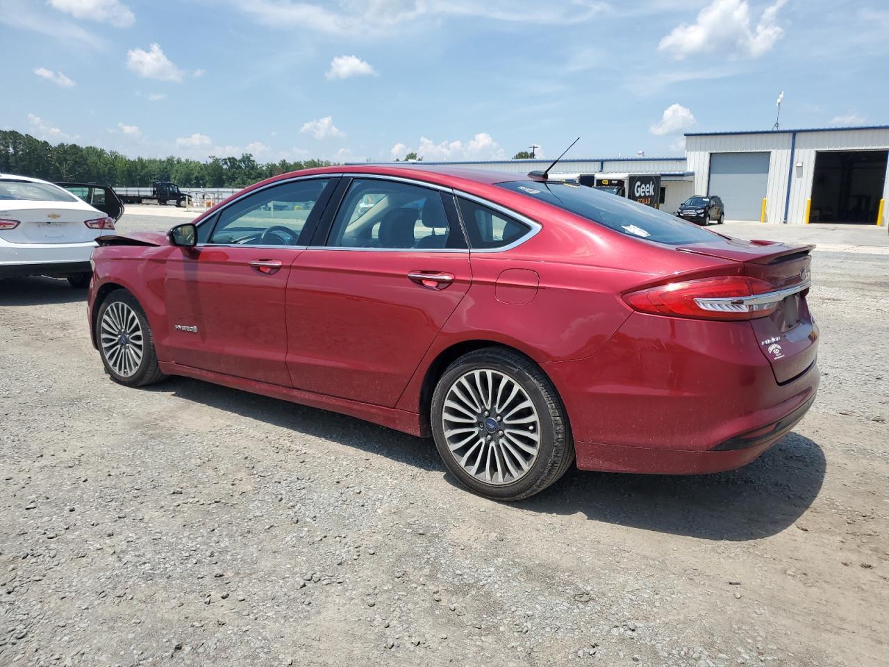 2017 Ford Fusion Titanium Hev - Фото 2