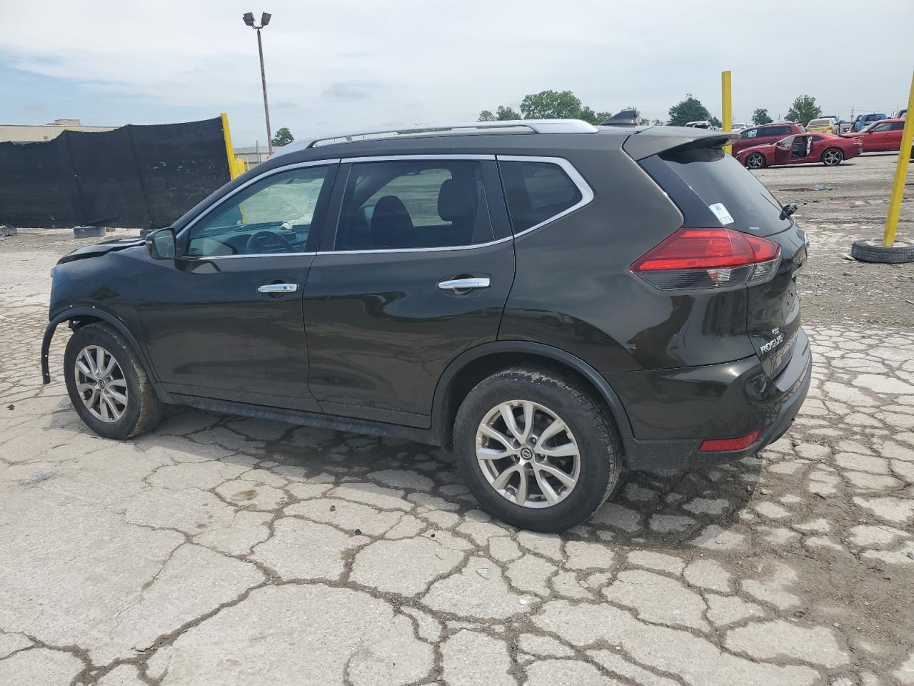 2017 Nissan Rogue S - Image 2