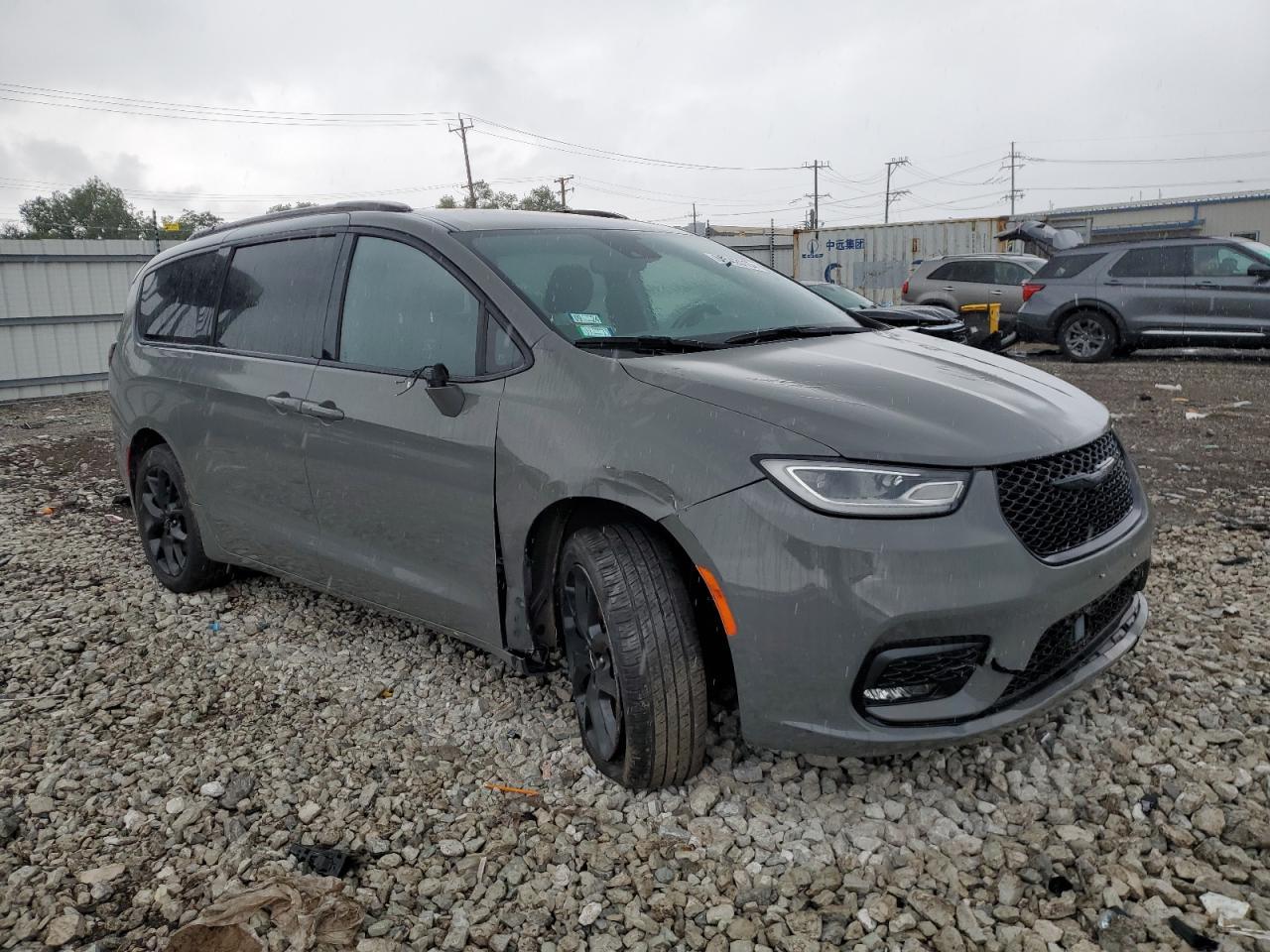 2021 Chrysler Pacifica Touring - Фото 4