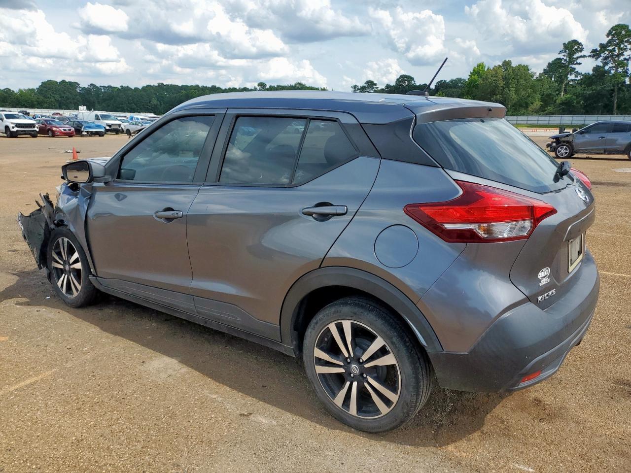 2019 Nissan Kicks S - Фото 2