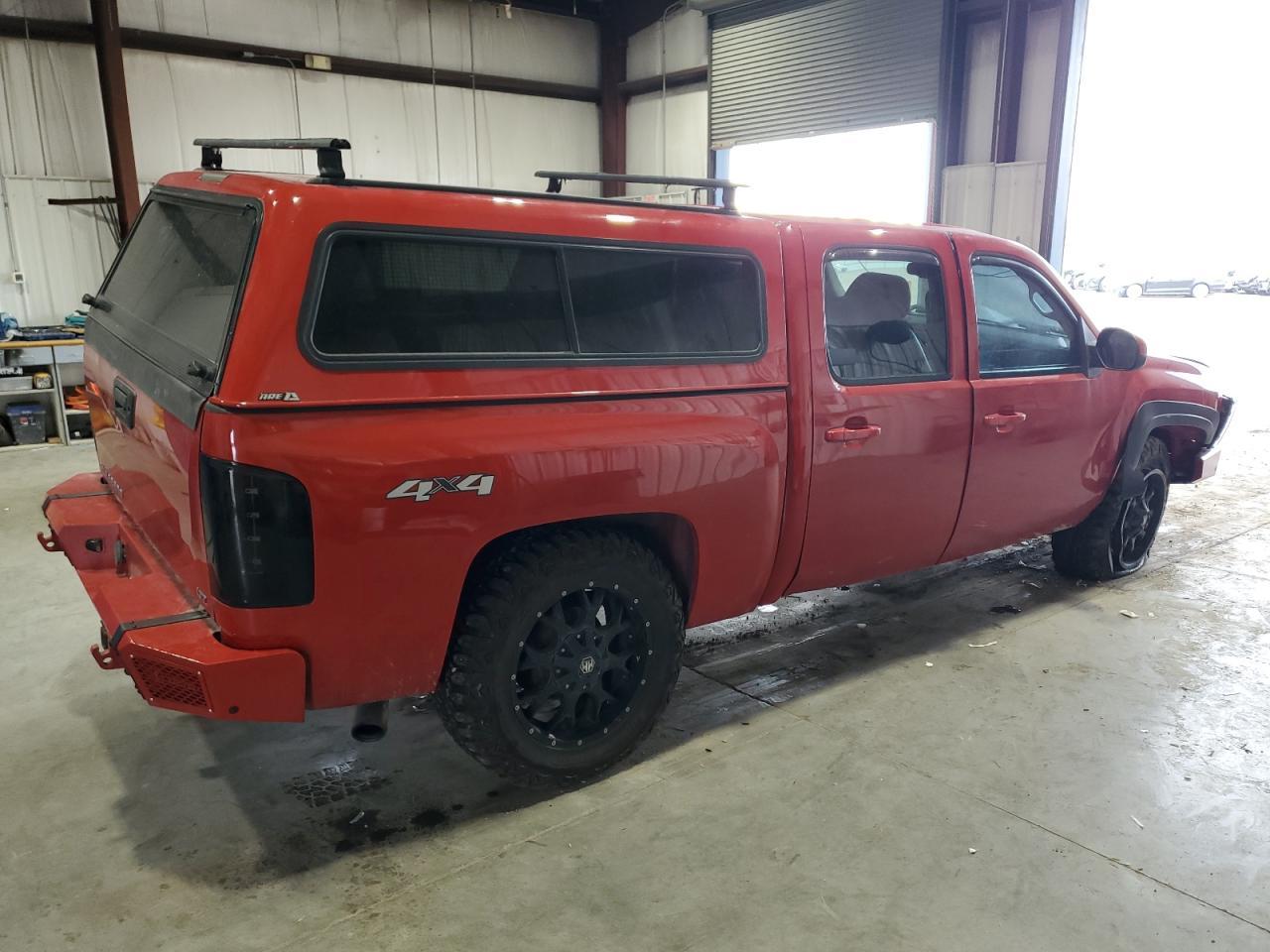 2008 Chevrolet Silverado K1500 - Image 3