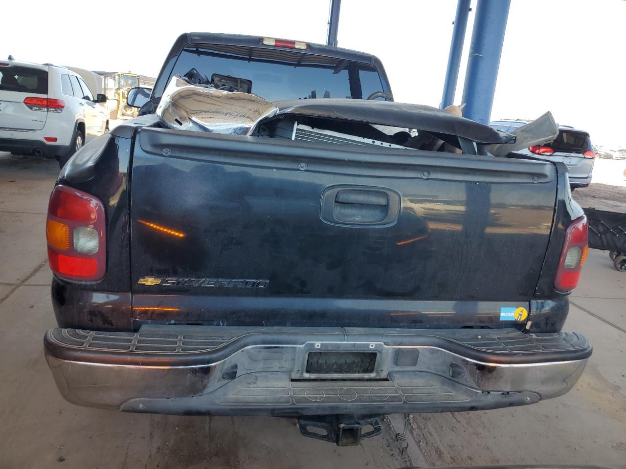 2002 Chevrolet Silverado C1500 - Image 6